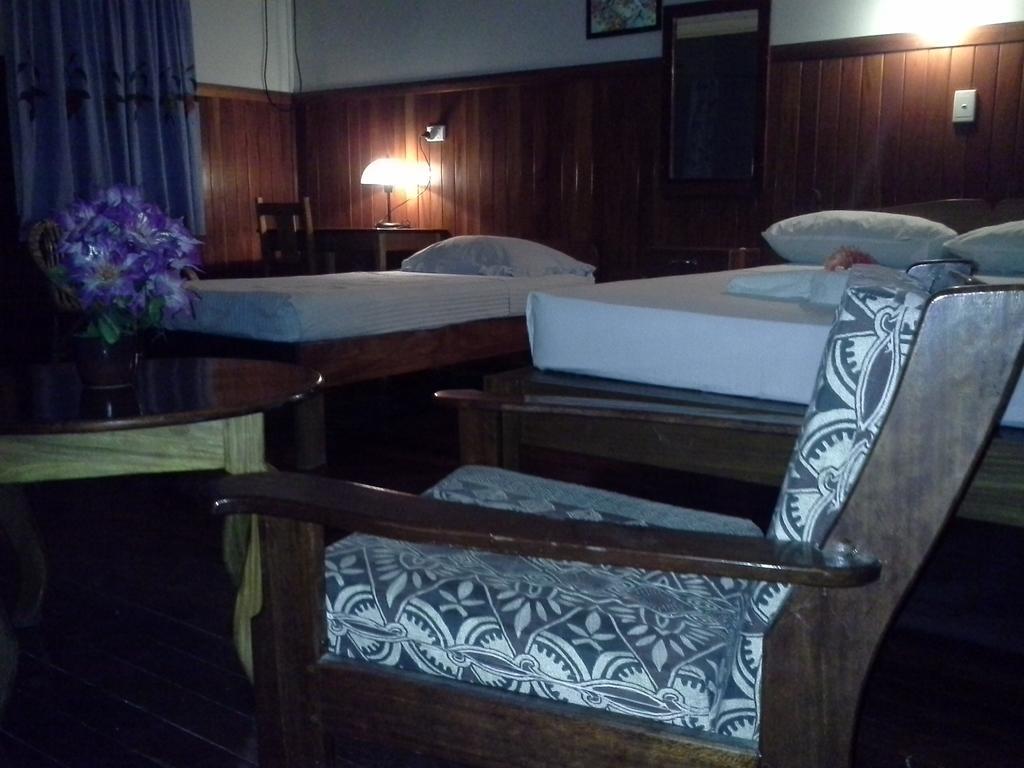 Rekona Lodge Gizo Δωμάτιο φωτογραφία