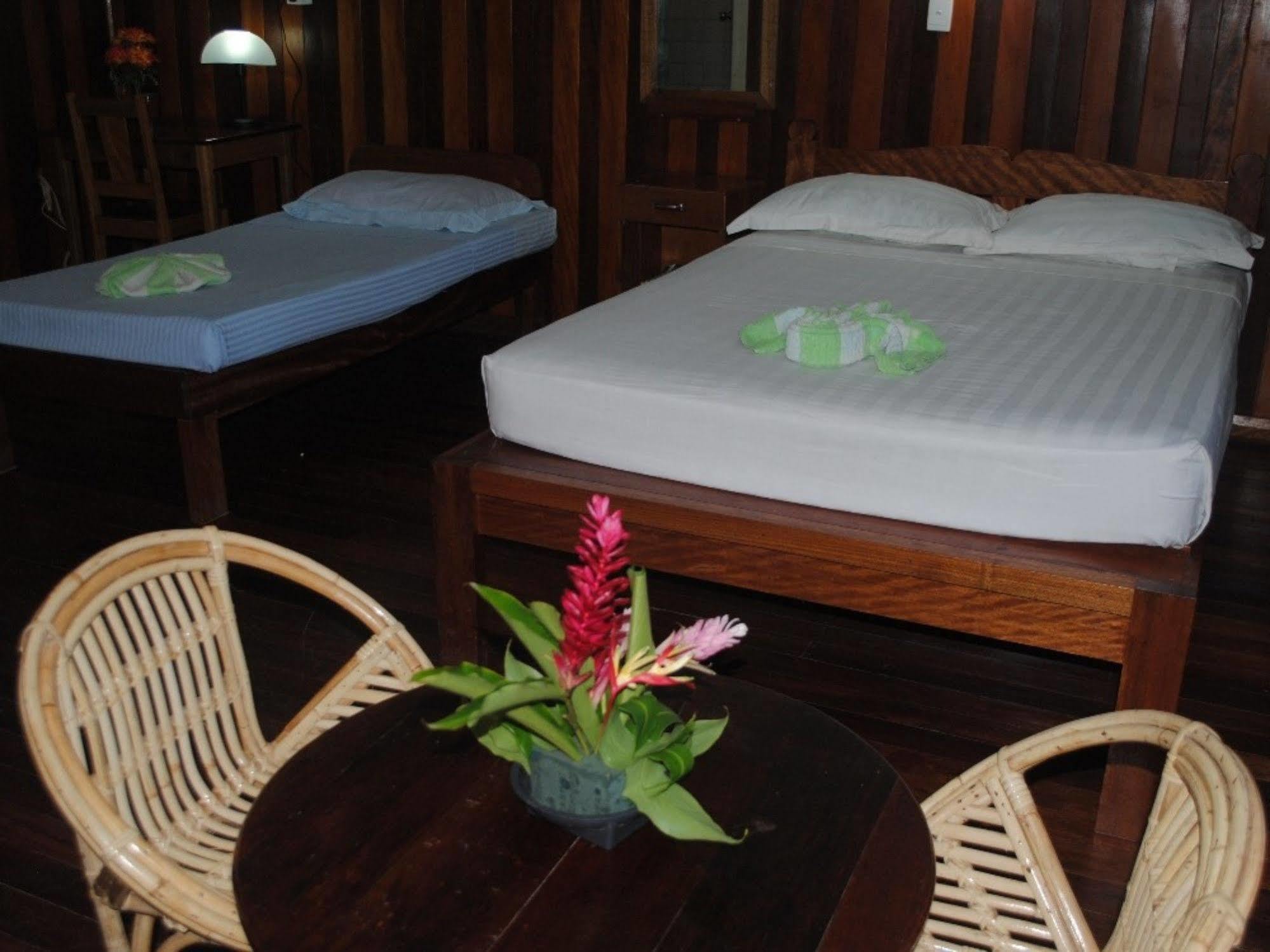 Rekona Lodge Gizo Εξωτερικό φωτογραφία